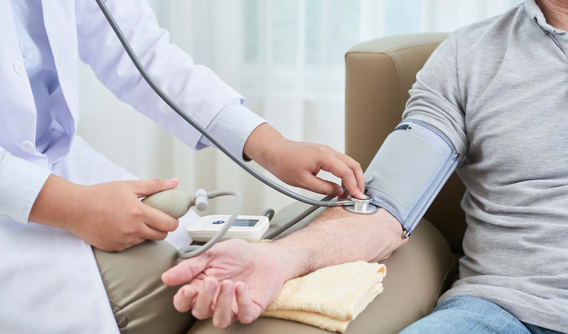 Bệnh viện tại Nhật Bản – nơi tiếp nhận và điều trị các ca bệnh với hệ thống y tế tiên tiến và quy trình chuyên nghiệp. Kham benh Nhat Ban 3