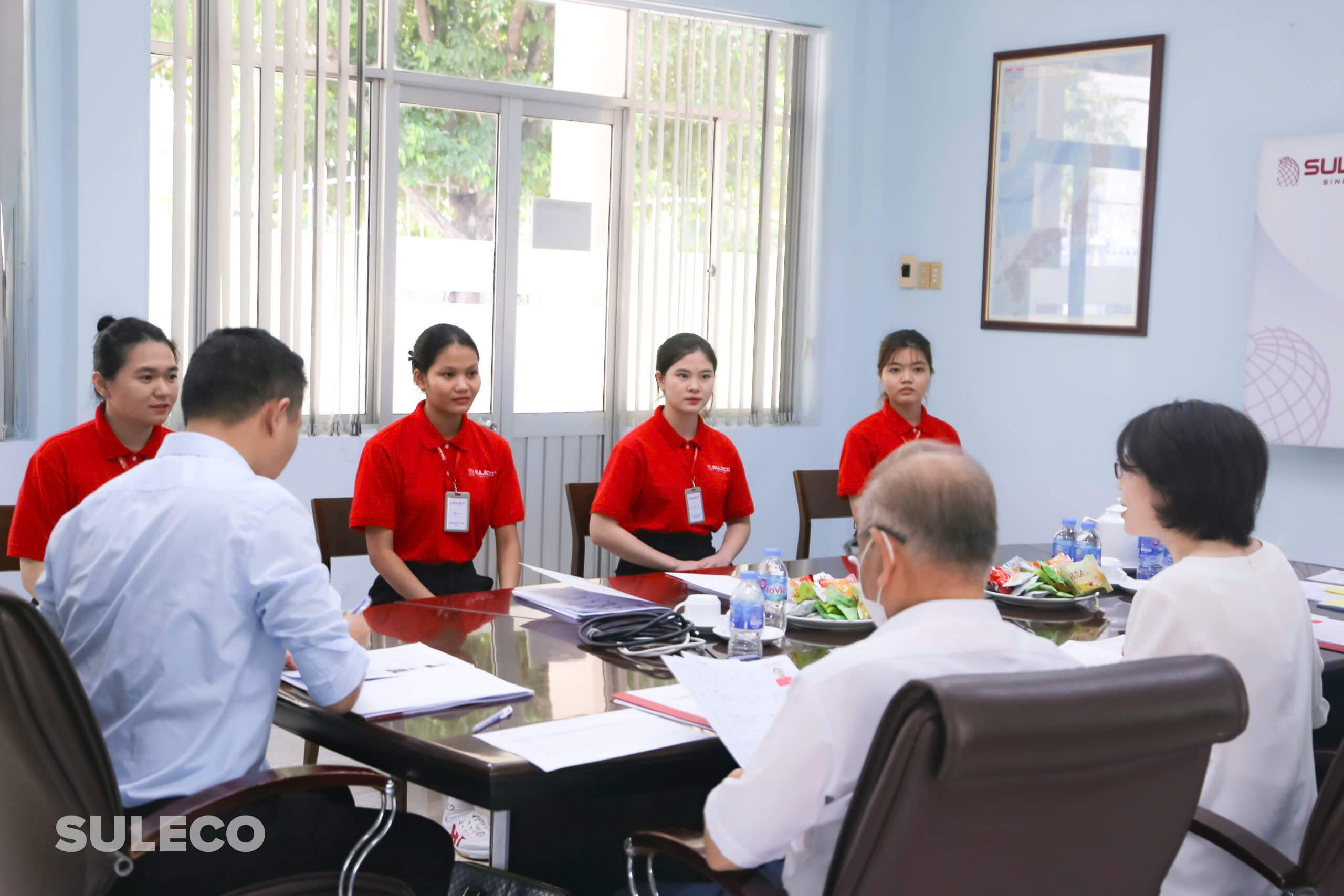 Các bạn tham gia phỏng vấn đề chọn được công việc phù hợp khi sang Nhật làm việc 8 buoc den nhat 2